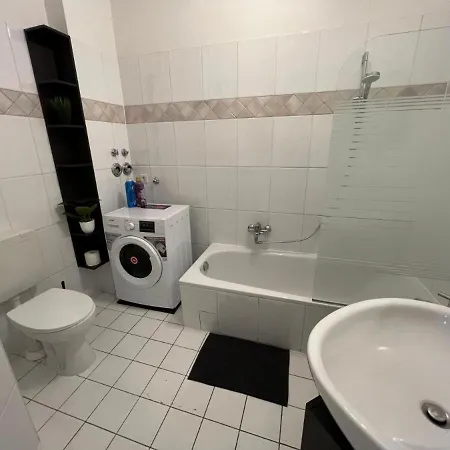 Moeblierte Mit Ruhiger Terrasse In Bester Lage Fuer Feriengaeste Und Beruflich Reisende *