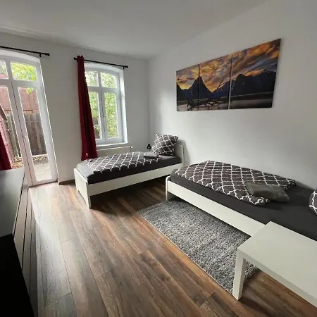 Apartment Moeblierte Mit Ruhiger Terrasse In Bester Lage Fuer Feriengaeste Und Beruflich Reisende *