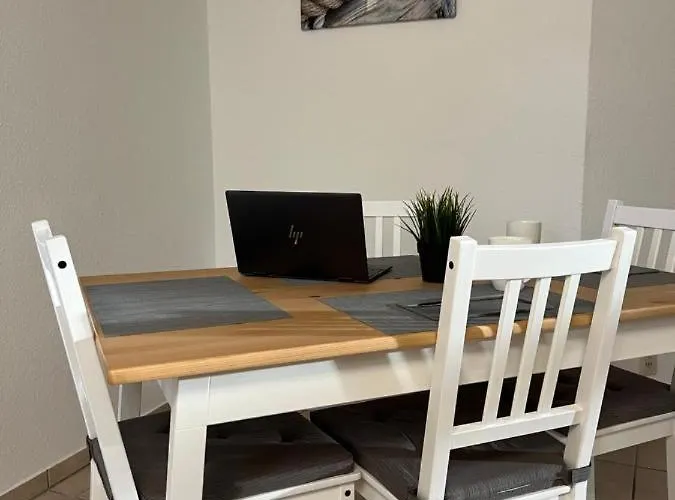 Moeblierte Mit Ruhiger Terrasse In Bester Lage Fuer Feriengaeste Und Beruflich Reisende Lägenhet Ottersberg