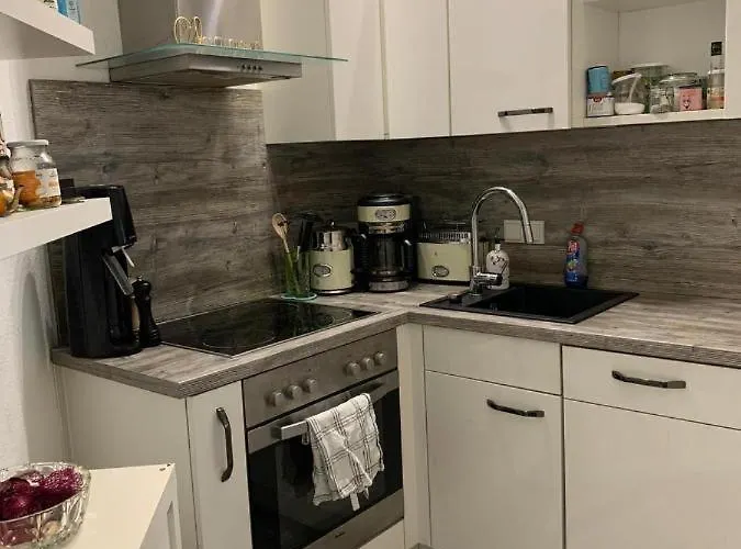 Moeblierte Mit Ruhiger Terrasse In Bester Lage Fuer Feriengaeste Und Beruflich Reisende